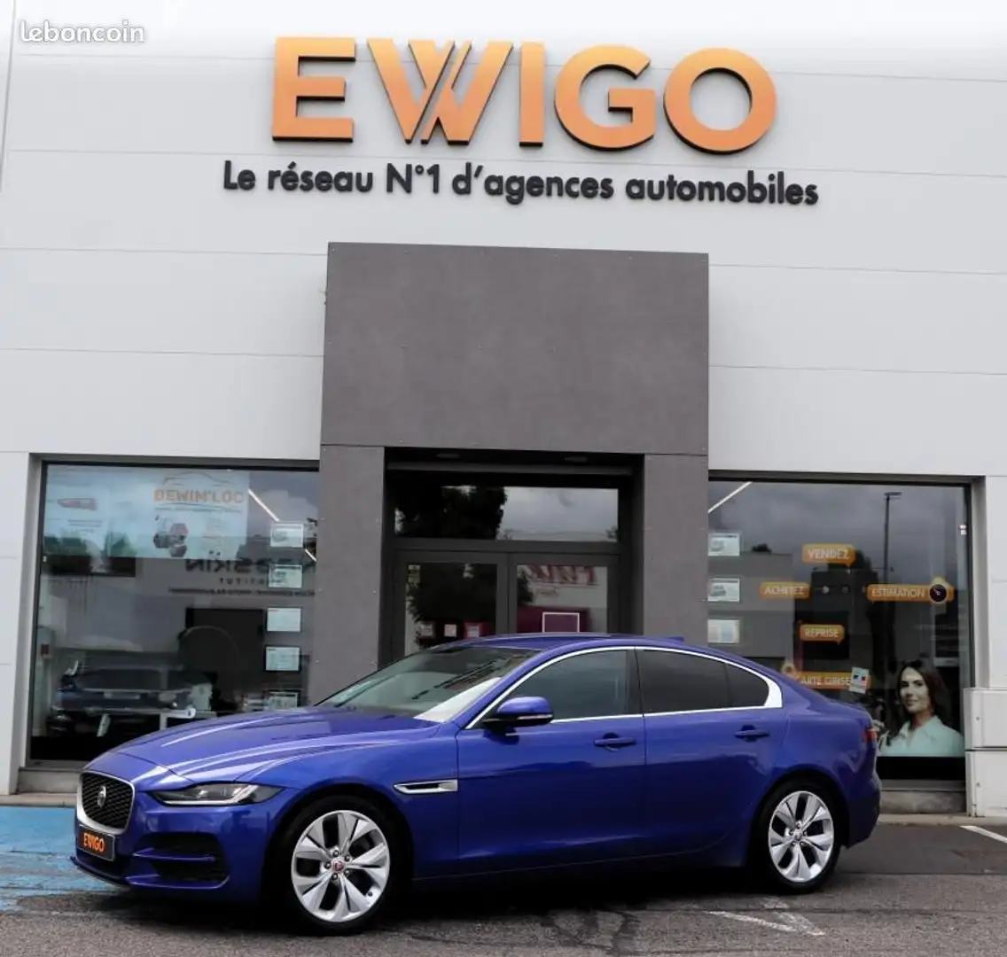Jaguar XE 2.0 PHASE 2 D 180 S BVA Modrá - 2