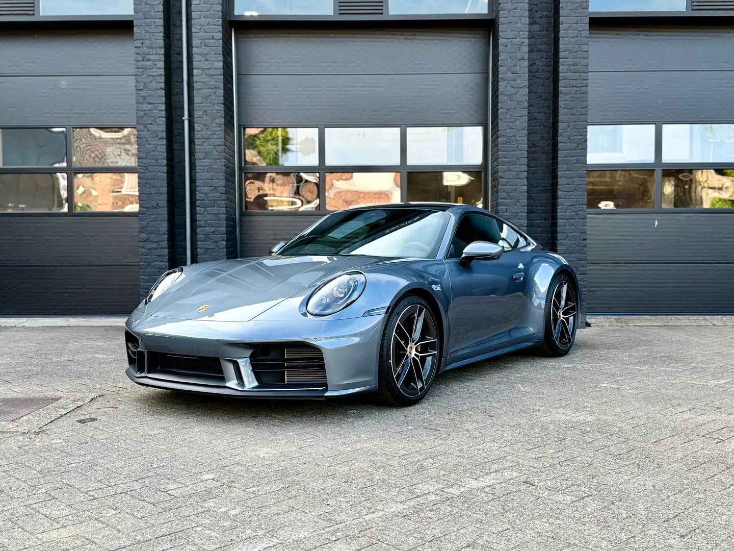 Porsche 992 .2 Carrera T * NIEUW * Top configuratie Šedá - 2