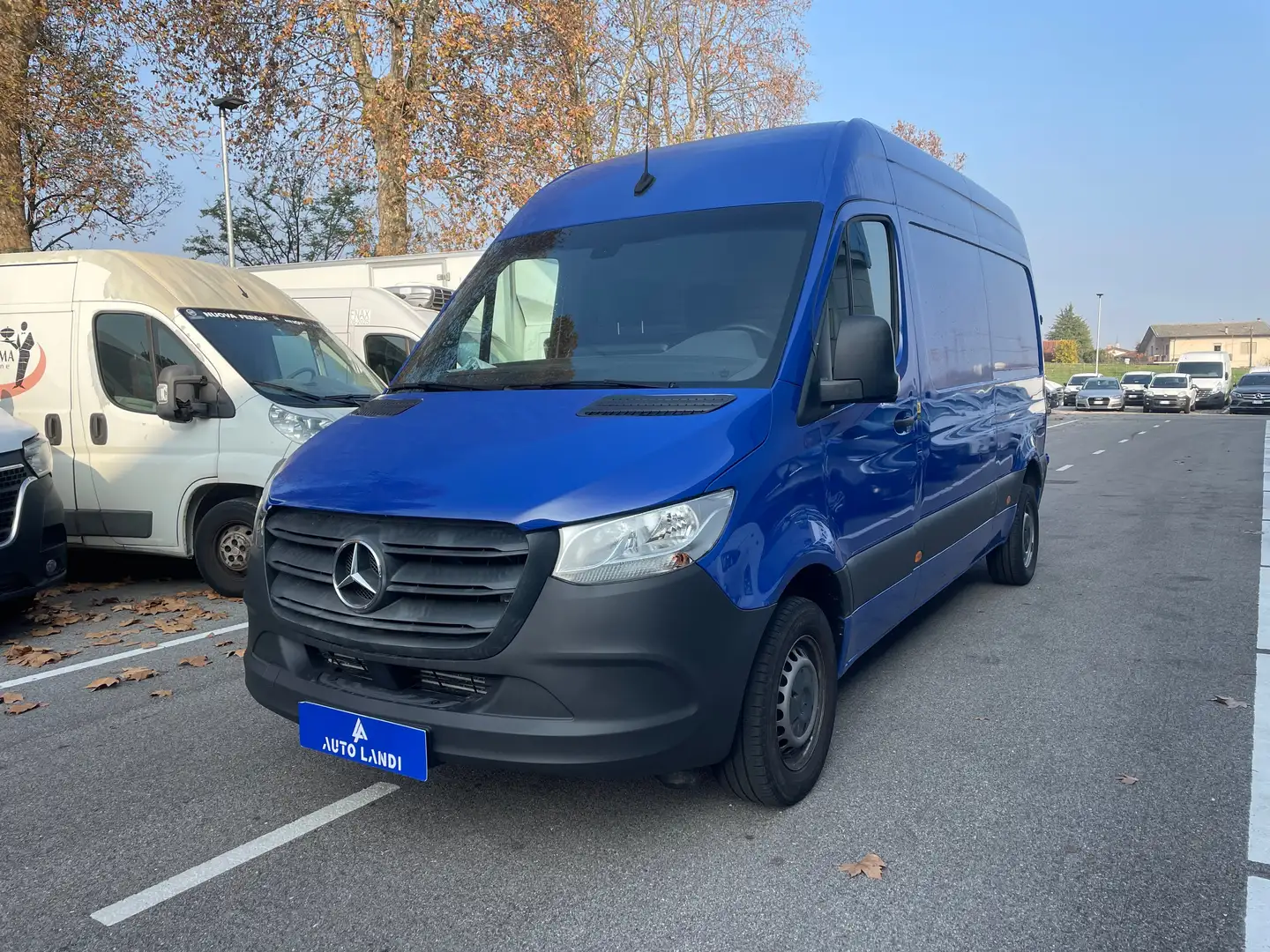 Mercedes-Benz Sprinter 311.2.1cdi f 39/33 fwd bussines Bleu - 1