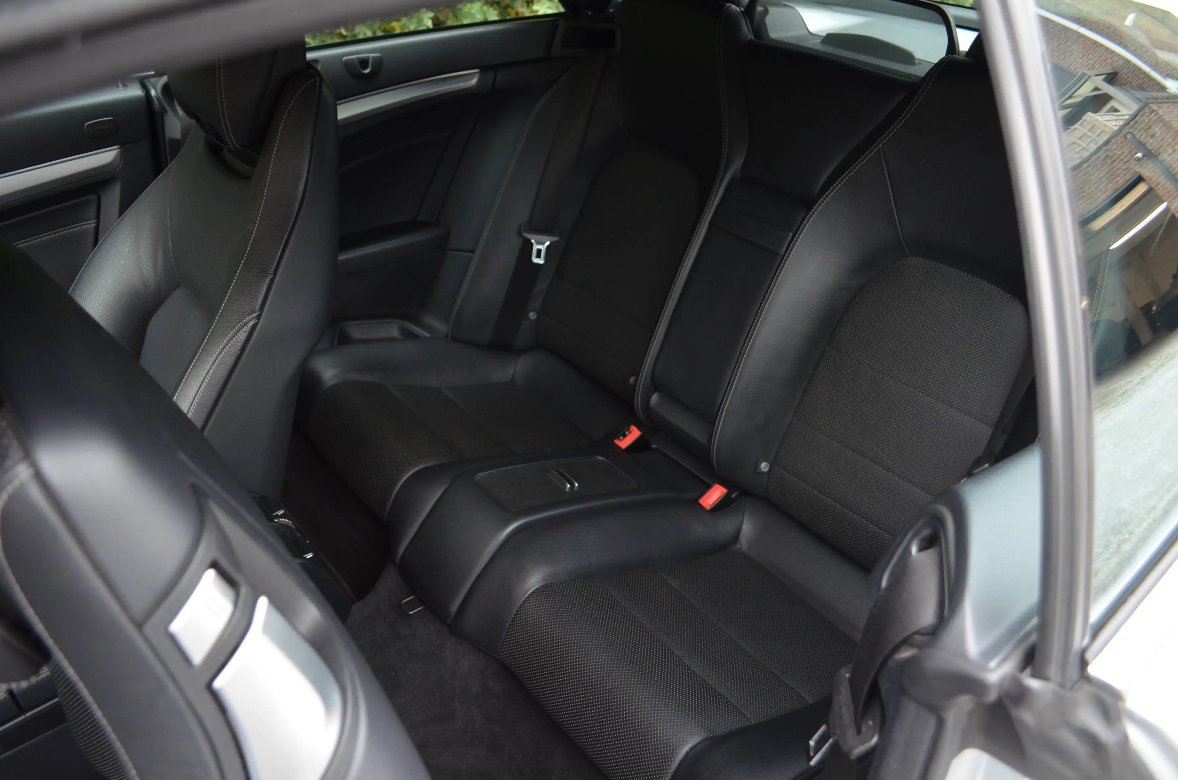 Mercedes-Benz E 220 Cabriolet E 220 d BLUETECH PACK AMG FULL OPTION — photo 12