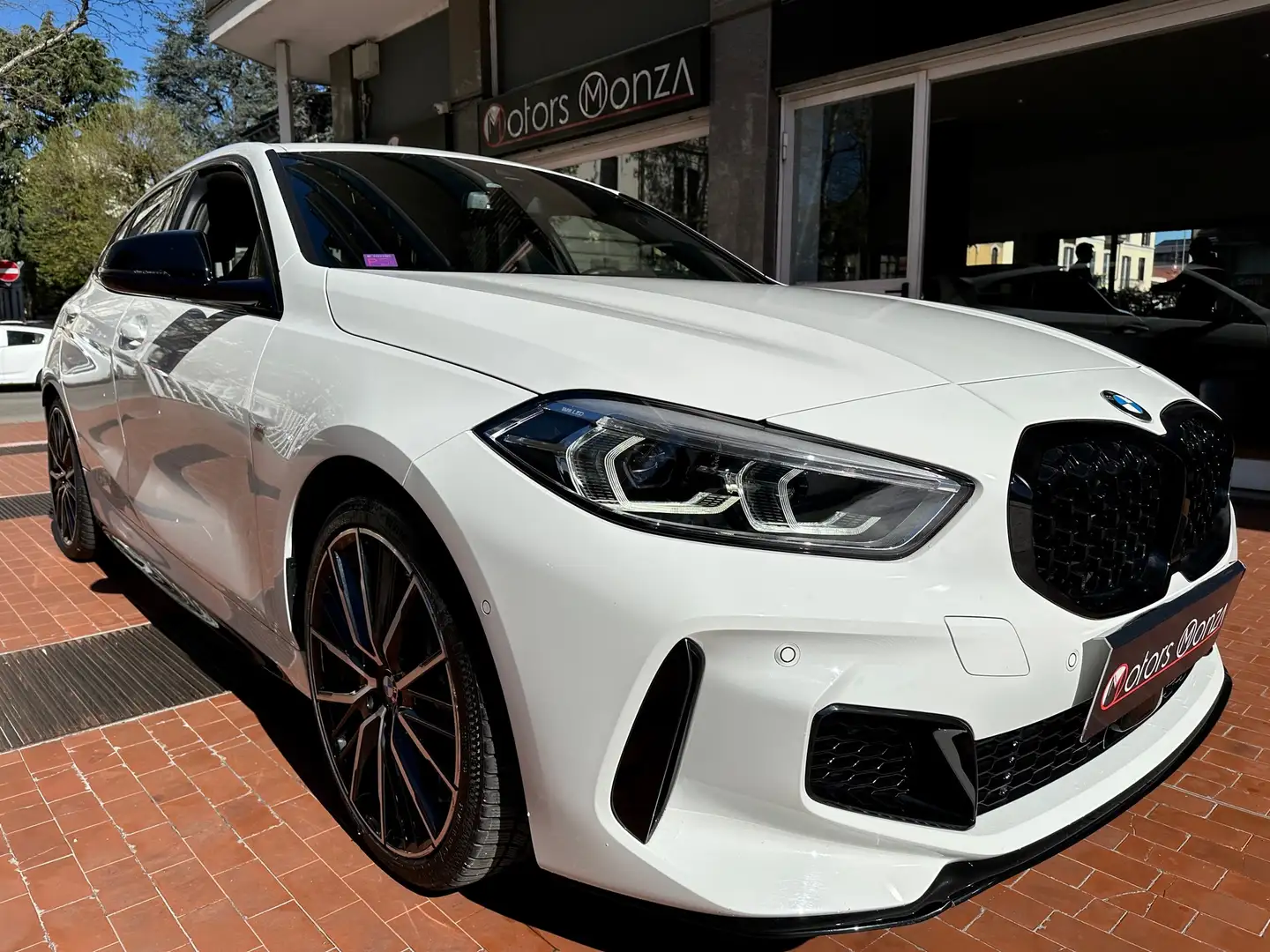 BMW 135 M 135i xDrive auto Black Pack *Garanzia BMW 2025 Bianco - 1