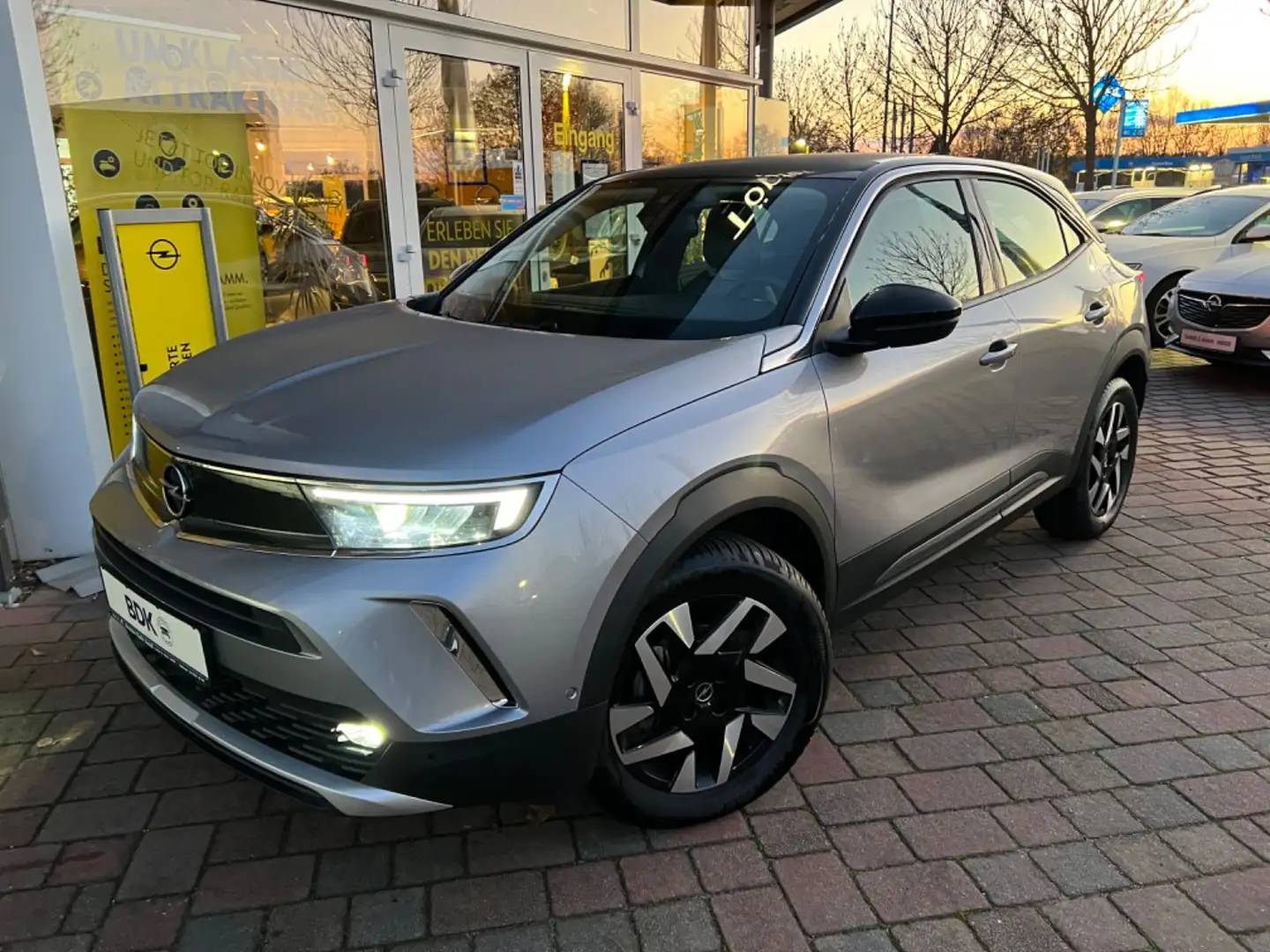 Opel Mokka "Premium ELEGANCE" mit vielen Extras Grau - 2