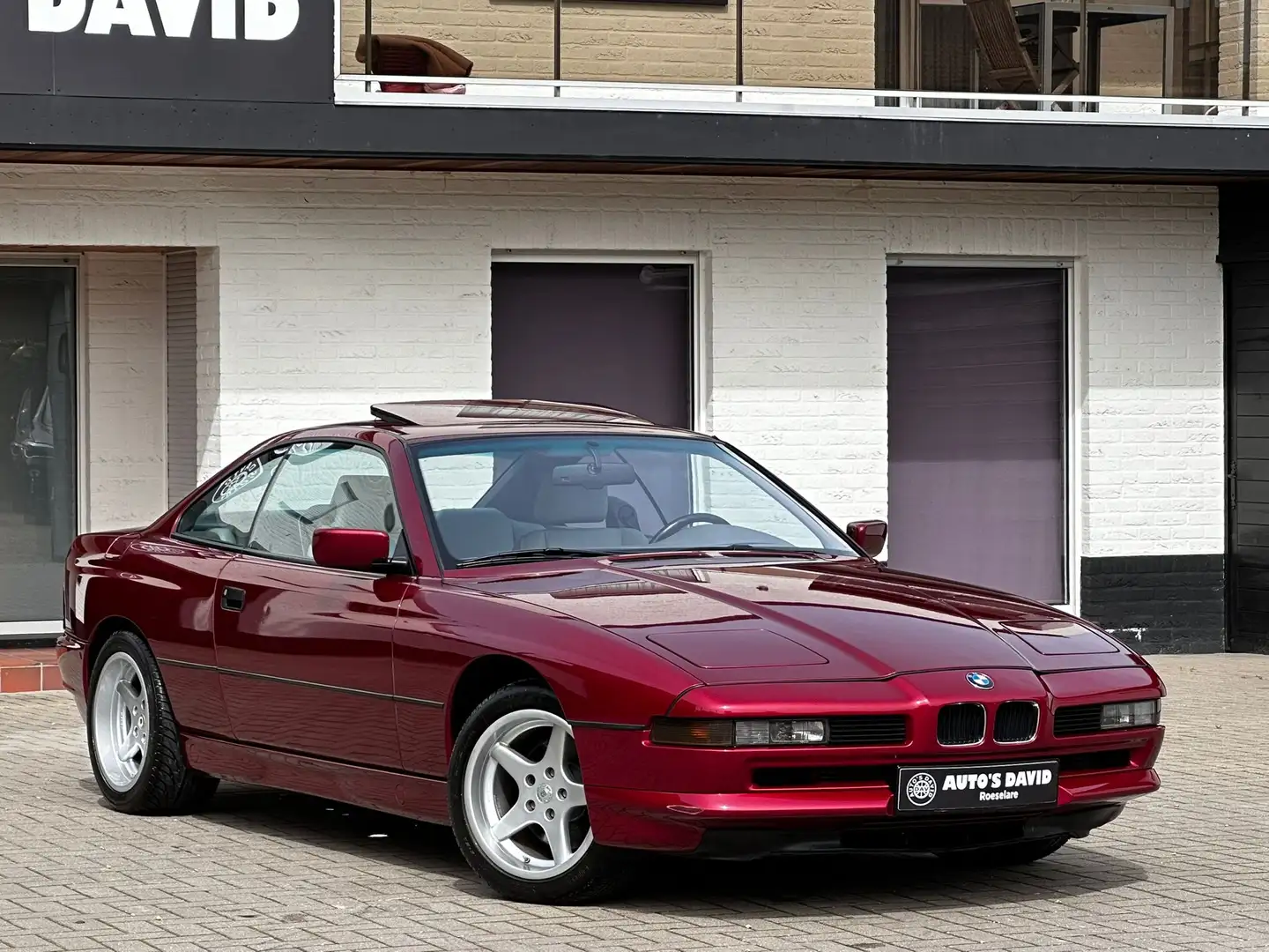 BMW 850 crvena - 2
