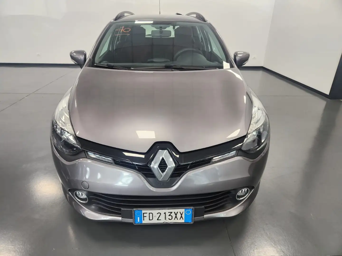 Renault Clio Clio Sporter 1.5 dci energy Life (wave) s Grijs - 2