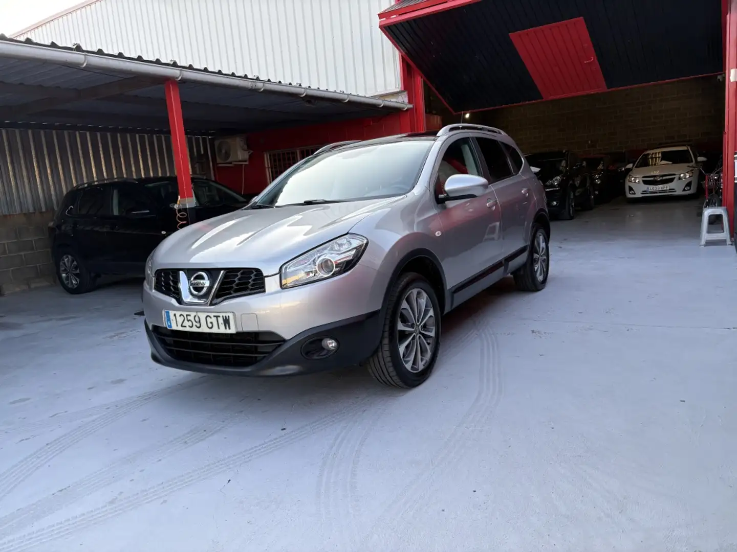 Nissan Qashqai Q+2 2.0 Tekna Premium 4x4 18´´ Gris - 2