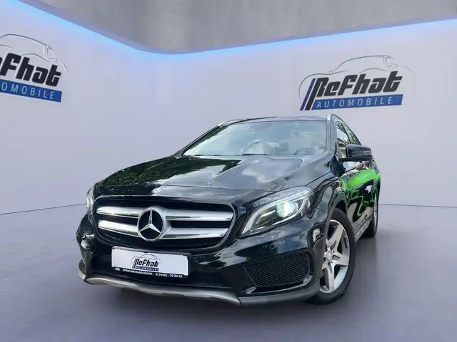 Mercedes-Benz GLA 220 CDI/d 4Matic*AMG*PDC*SHZ*NAVI*XENON*