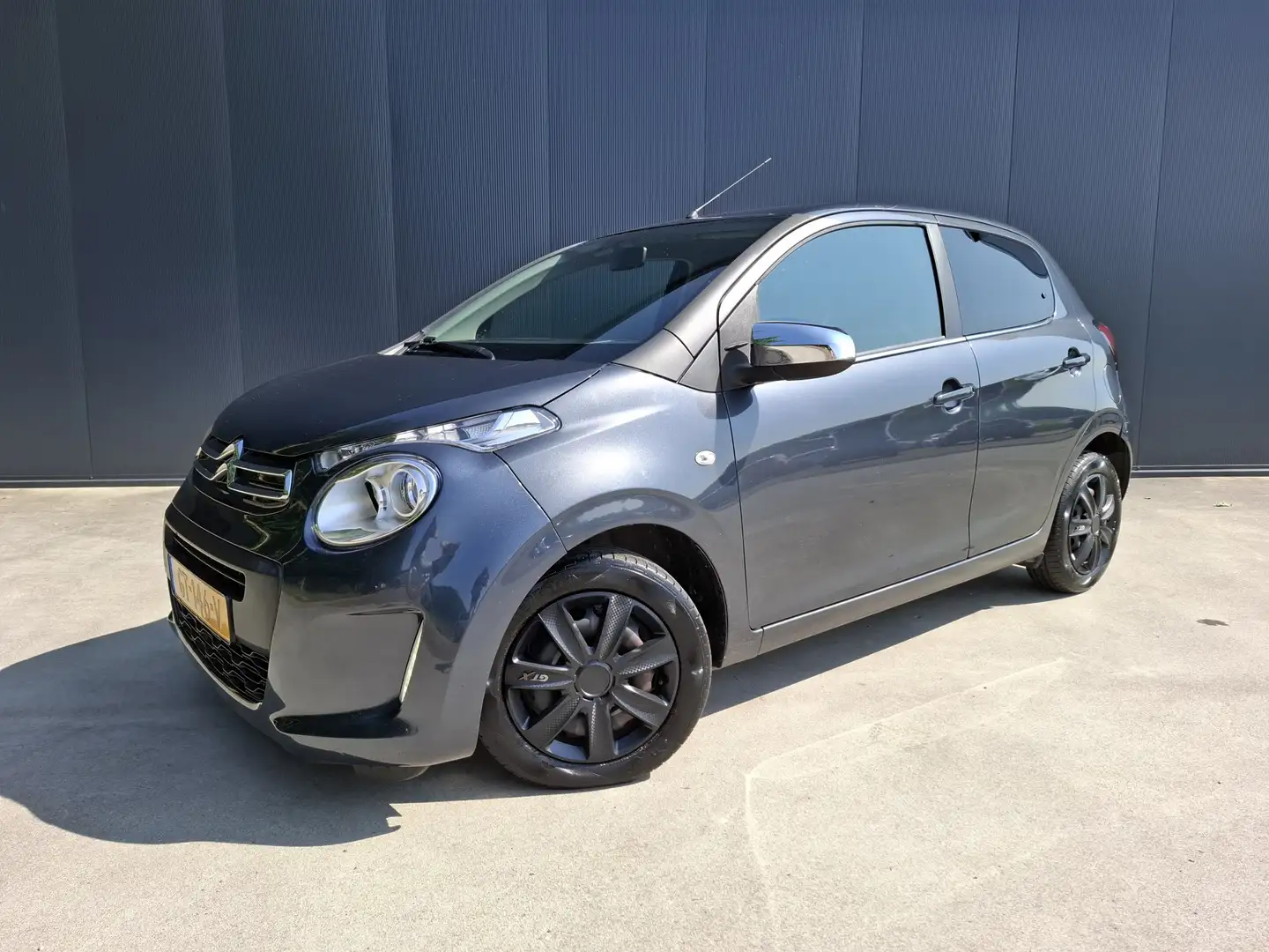Citroen C1 1.0 e-VTi Style Edition LED CRUISE AIRCO Šedá - 1