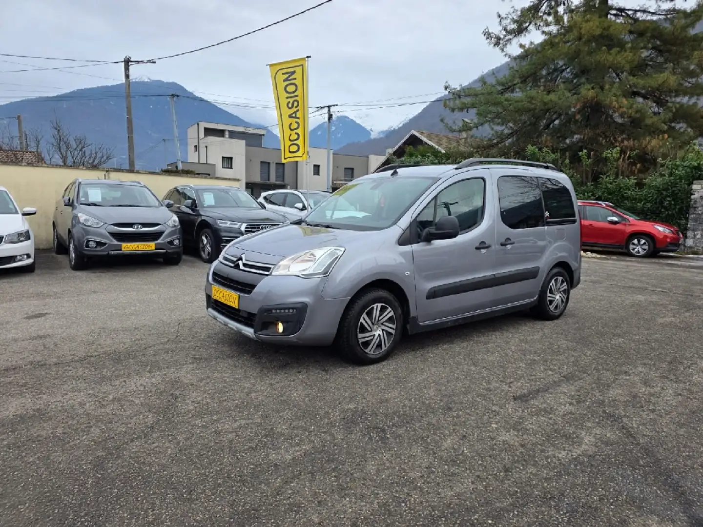 Citroen Berlingo BVA BlueHDi 100 ETG6 - 1