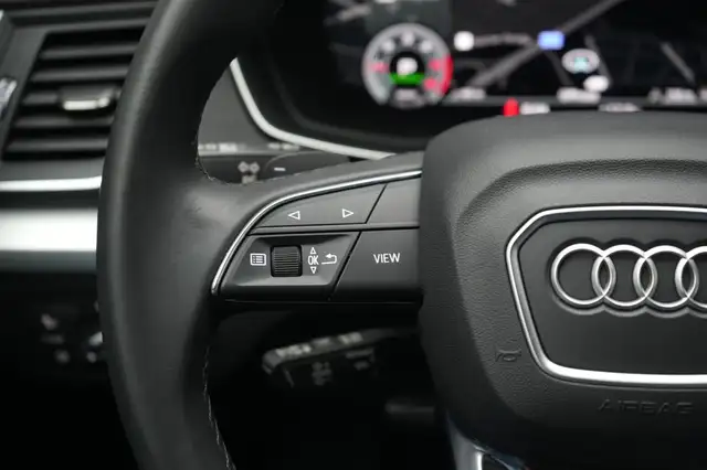 Audi Q5 view 21