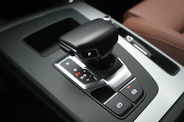 Audi Q5 view 19