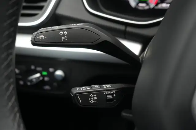 Audi Q5 view 24