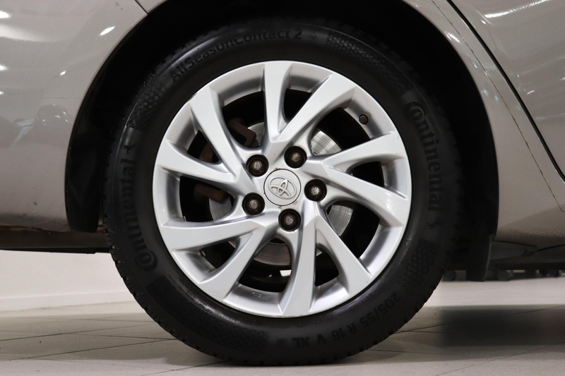 Toyota Auris Touring Sports 1.8 Hybrid Executive, Stoelverwarmi — photo 10