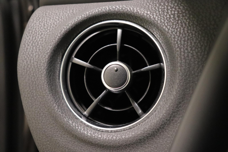Toyota Auris Touring Sports 1.8 Hybrid Executive, Stoelverwarmi — photo 15