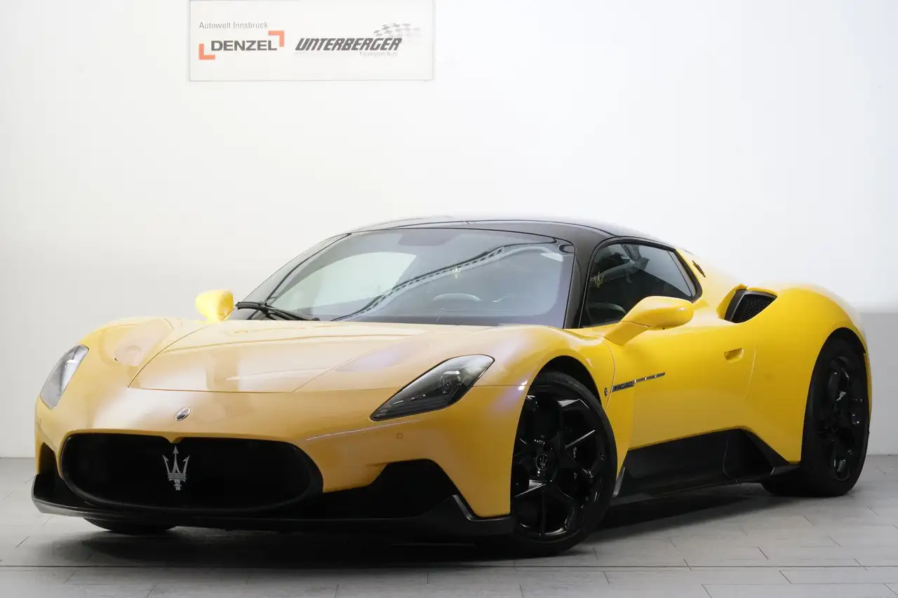 Maserati MC20 2022