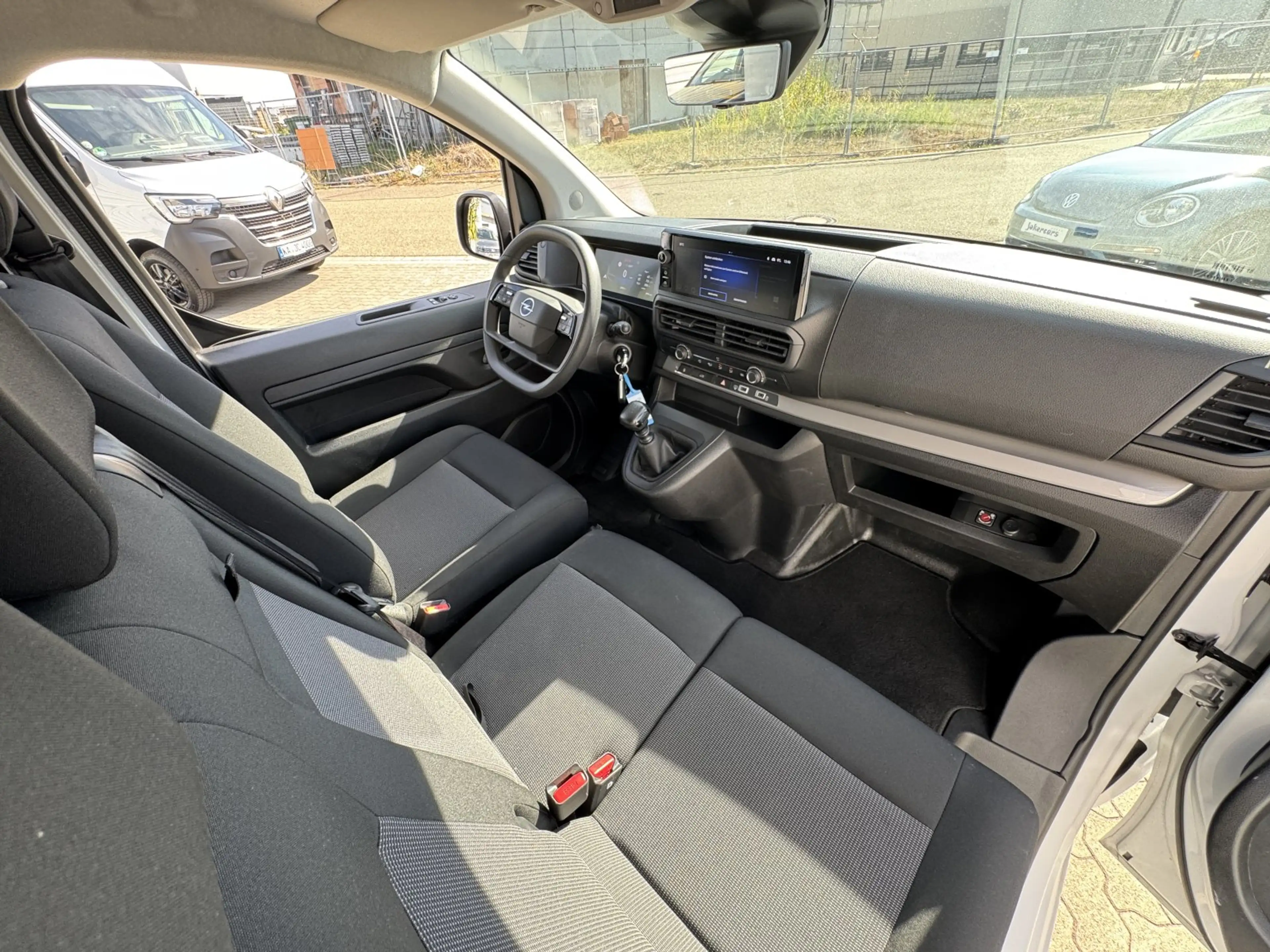 Opel Vivaro 2.0 D L2 3-Sitzer/Kamera/AHK/PDC — photo 14