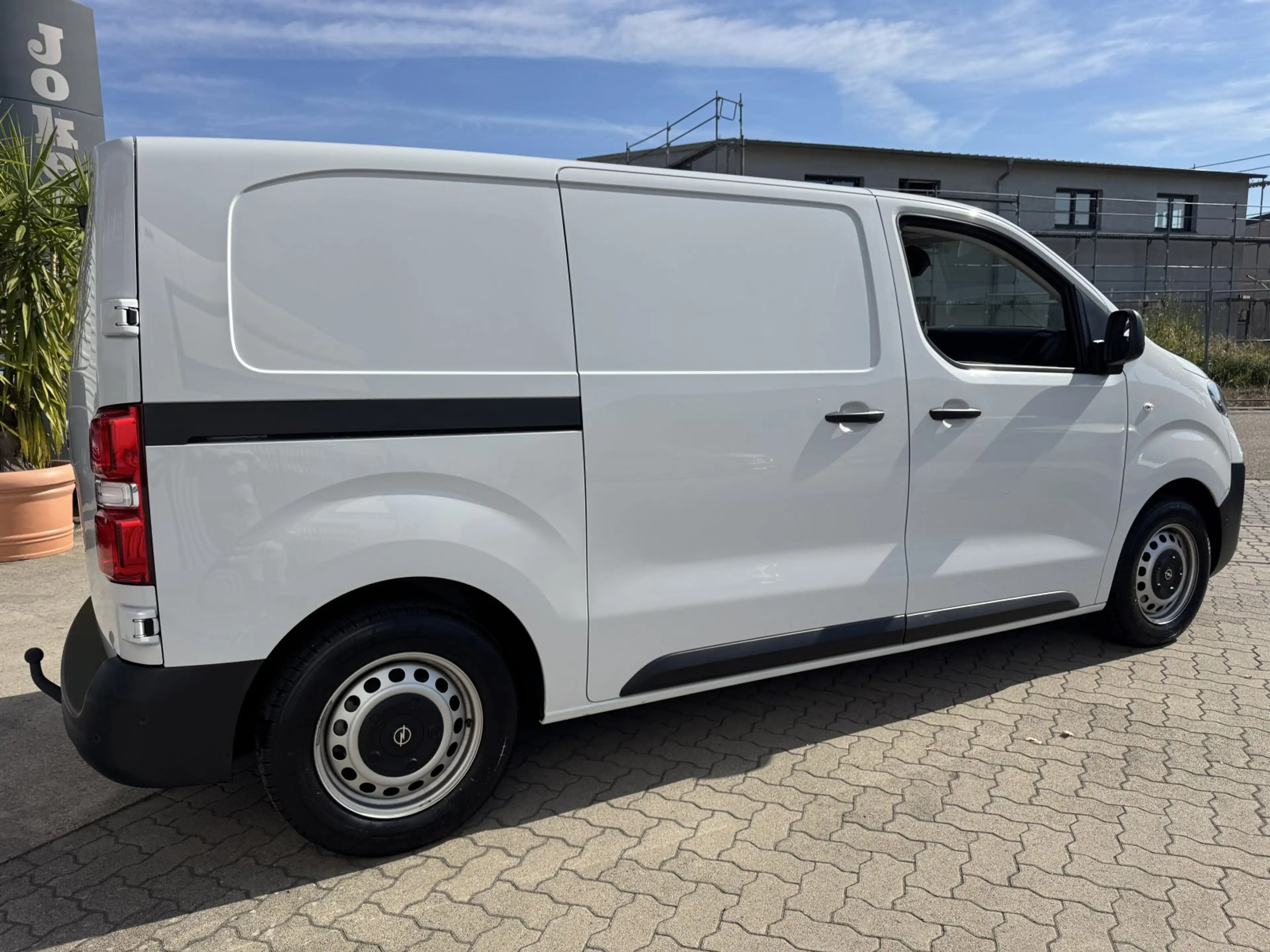 Opel Vivaro 2.0 D L2 3-Sitzer/Kamera/AHK/PDC — photo 9