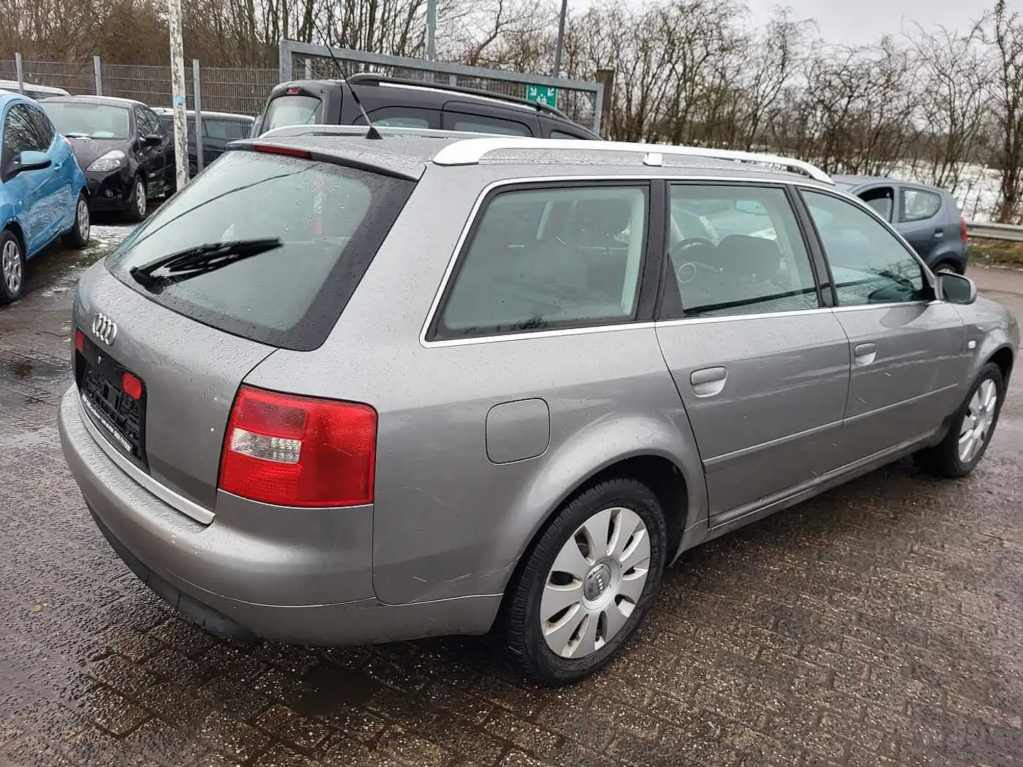 Audi A6 Avant 2.0 Gold - 2