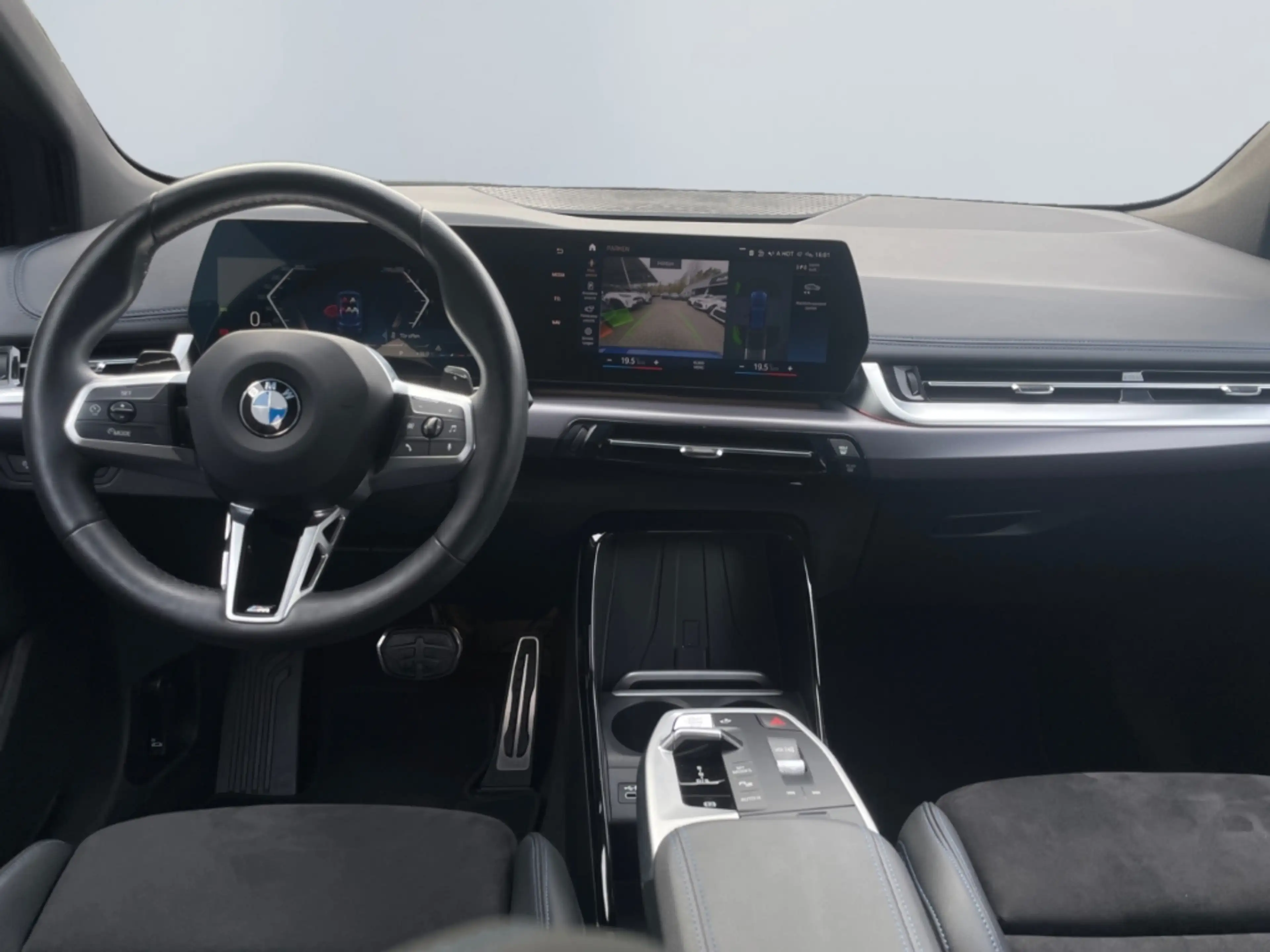 BMW 223 Active Tourer i xDrive M Sport *LED*Pano*HiFi* — photo 11