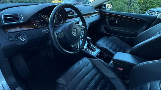 Volkswagen CC view 11