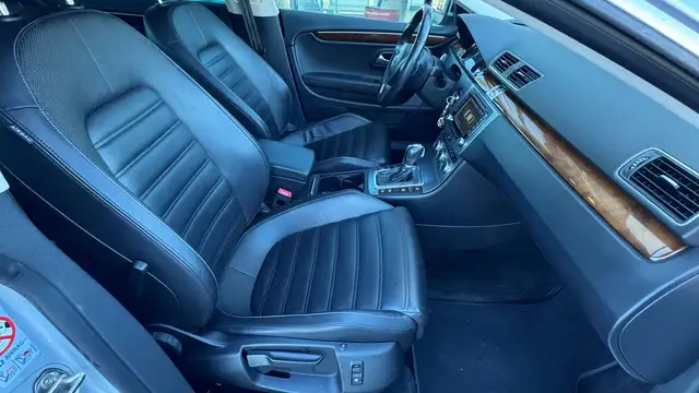 Volkswagen CC view 14