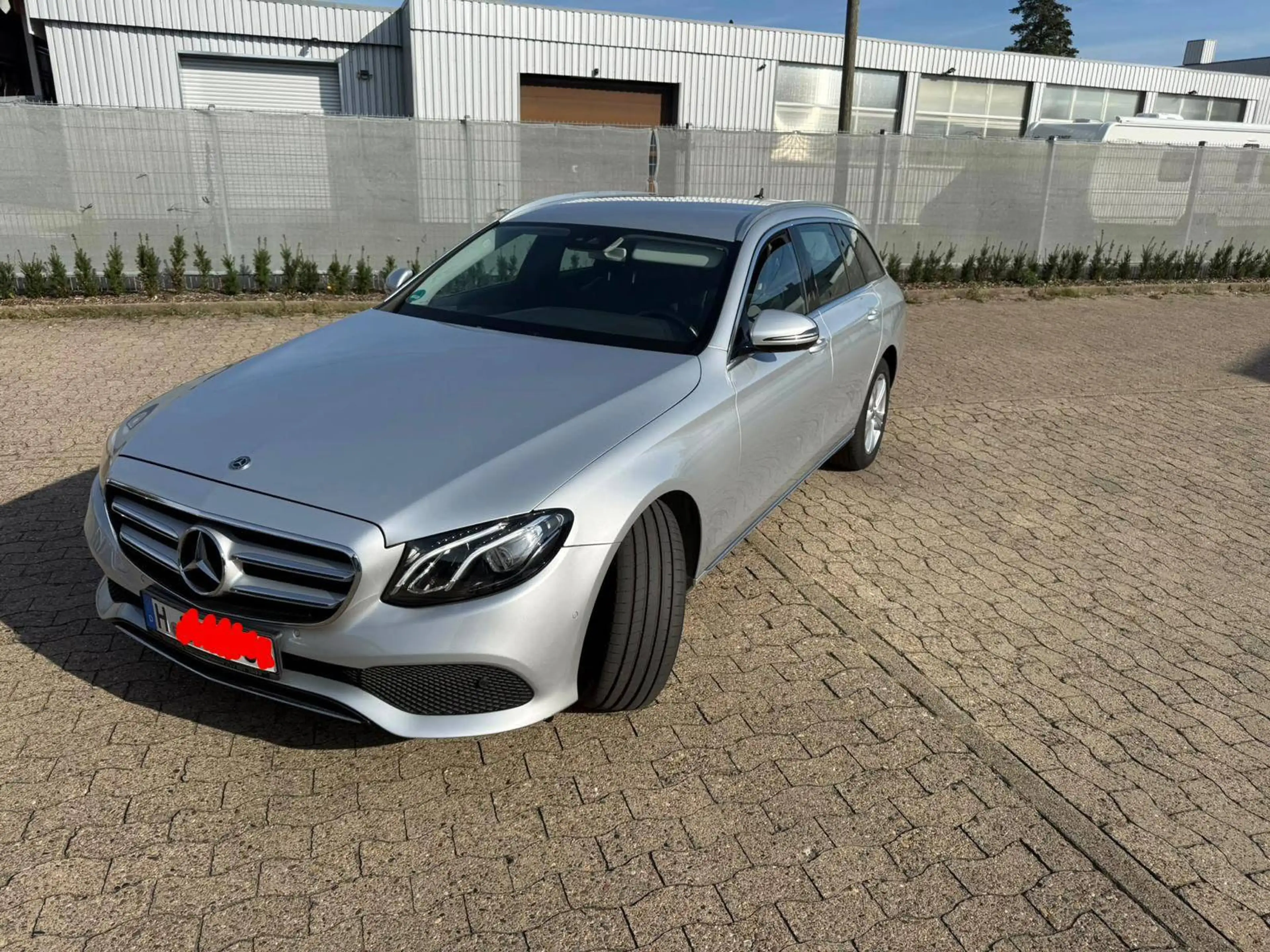 Mercedes-Benz E 220 E 220 d T 9G-TRONIC — photo 5