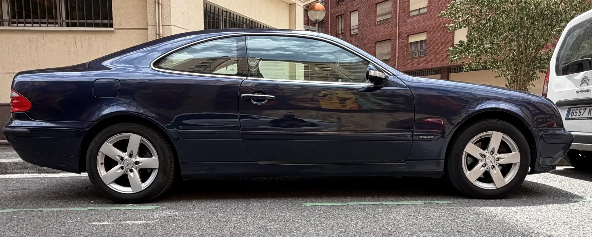 Mercedes-Benz CLK 230 K Elegance - 1