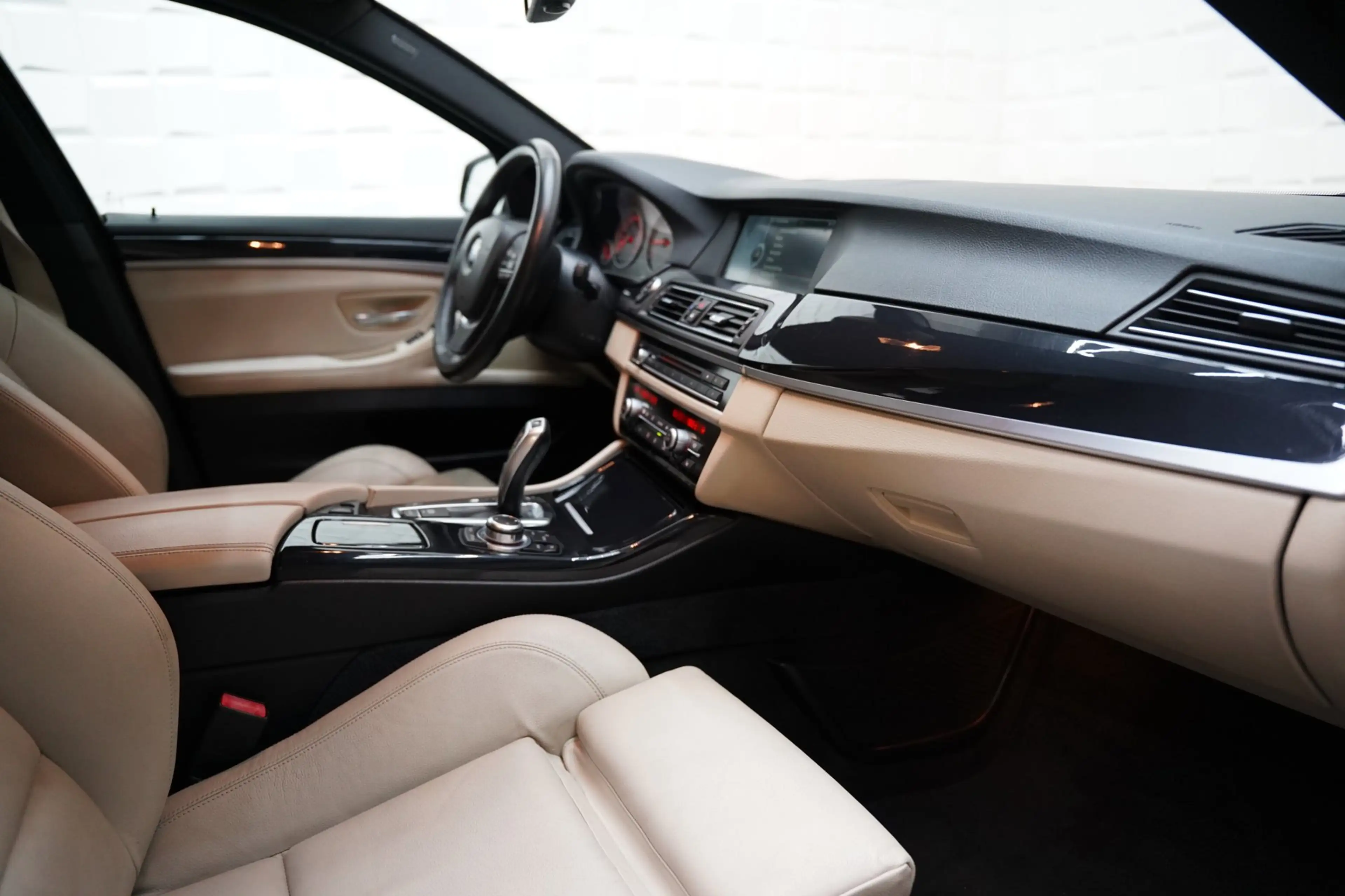 BMW 528 5-serie Touring 528i High Executive AUTOMAAT/LEER/ — photo 24