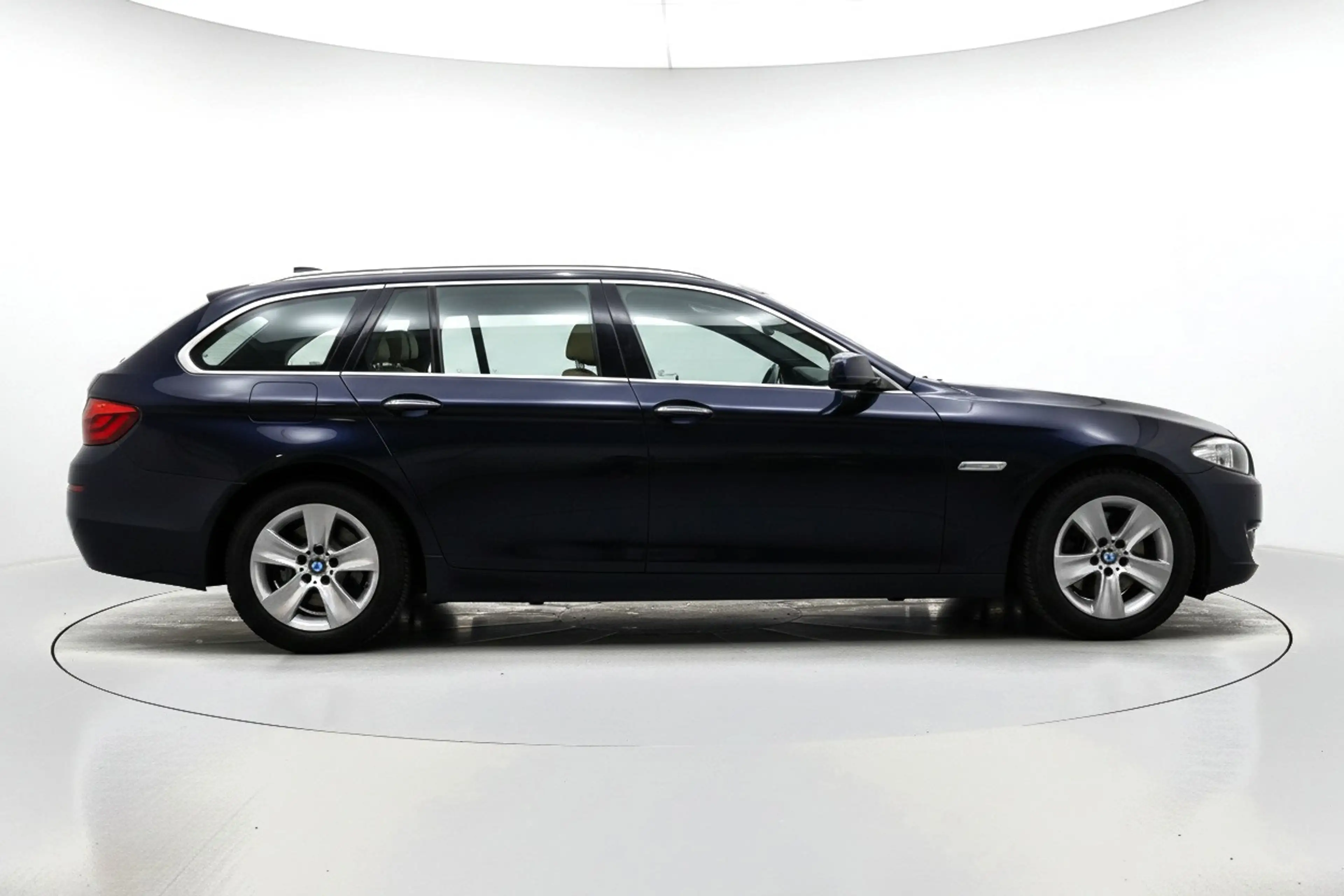 BMW 528 5-serie Touring 528i High Executive AUTOMAAT/LEER/ — photo 4