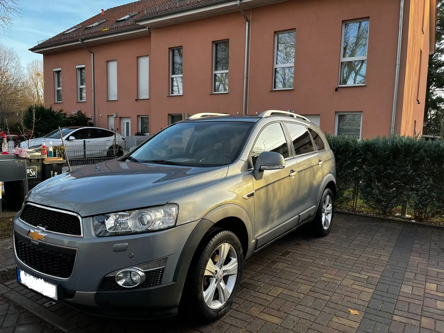 Chevrolet Captiva Captiva 2.2 Diesel 4WD Automatik LTZ Gris - 2