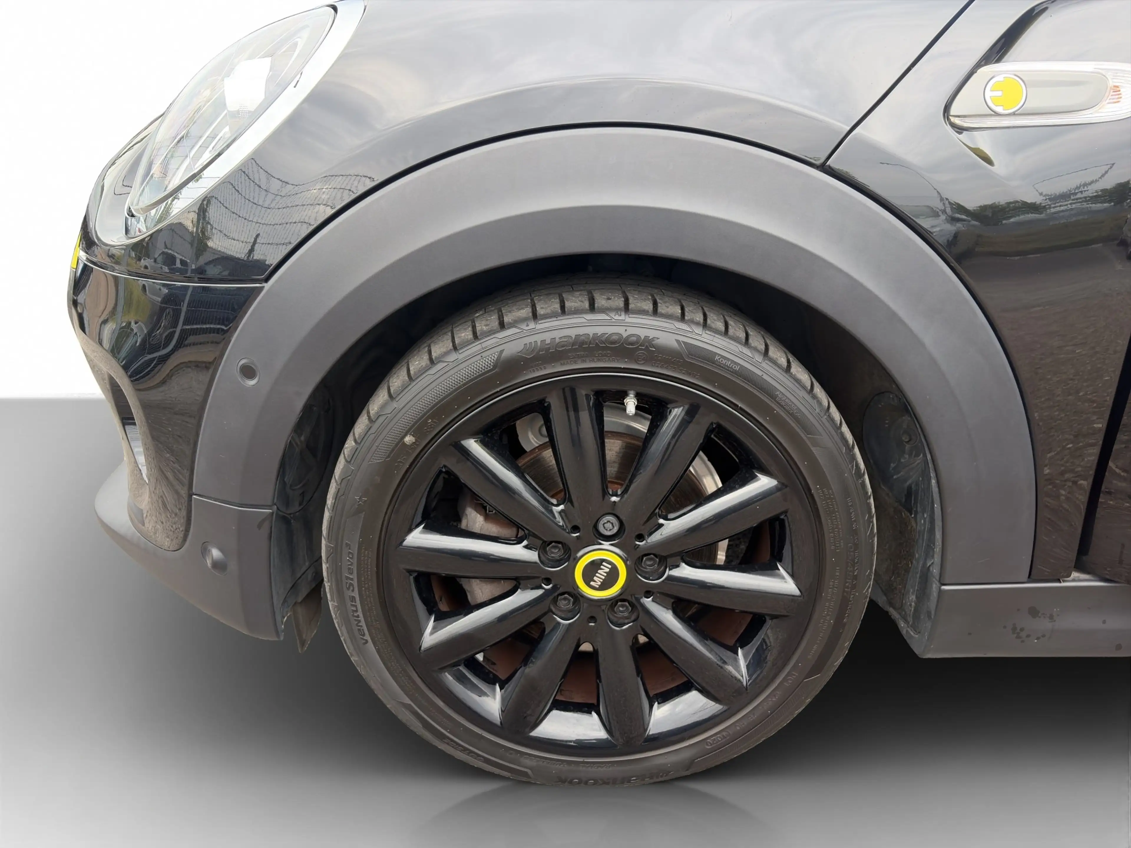 MINI Cooper SE 3-Türer — photo 3