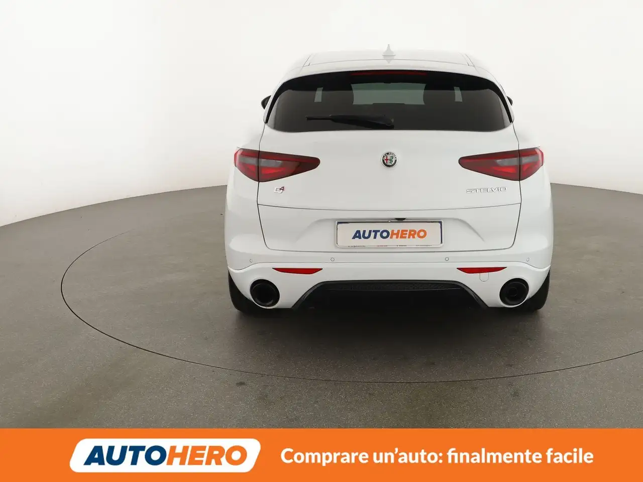 Alfa Romeo Stelvio 2023