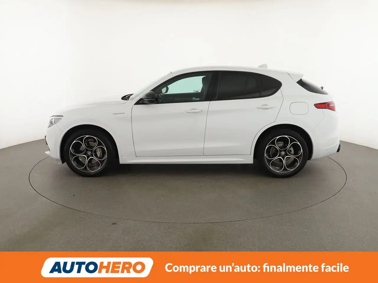 Alfa Romeo Stelvio 2023