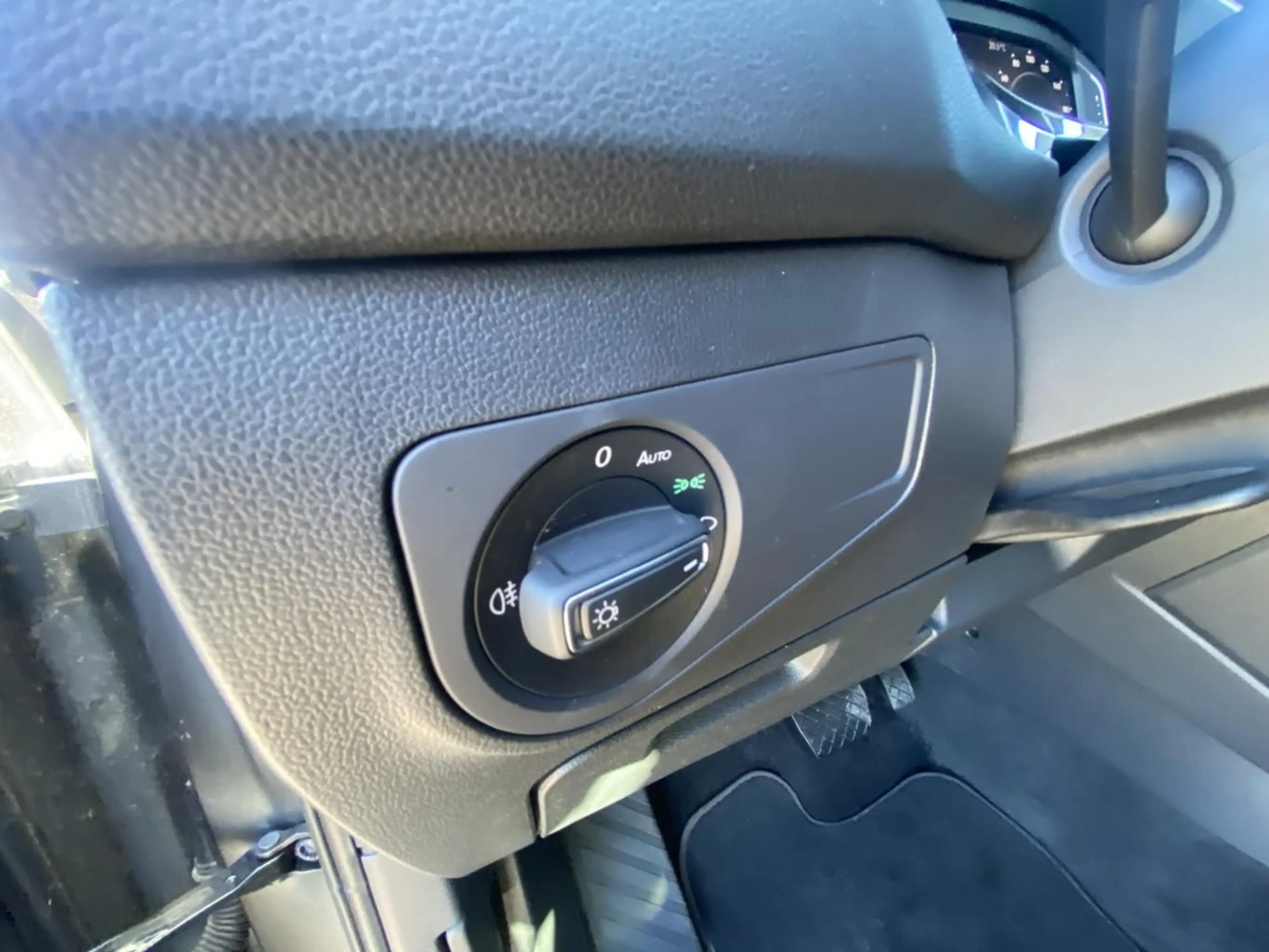 Volkswagen Tiguan Allspace 1.5 TSI DSG LIFE 7-SITZER+AHK+AC — photo 10