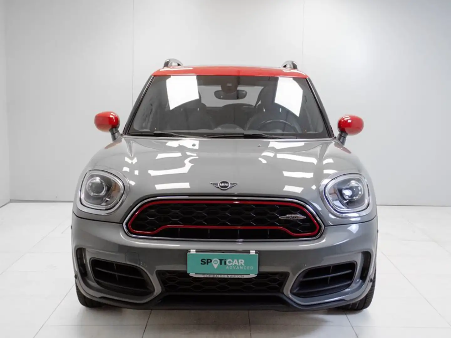 MINI John Cooper Works Countryman Mini Countryman 2.0 JCW auto Šedá - 2