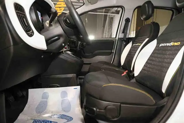 Fiat Panda view 8