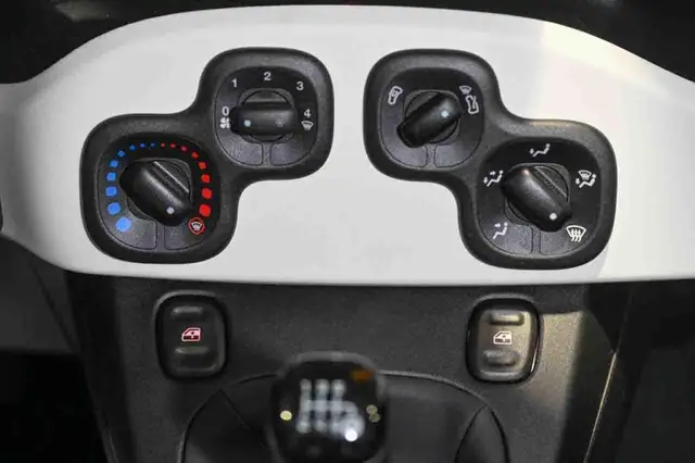 Fiat Panda view 14