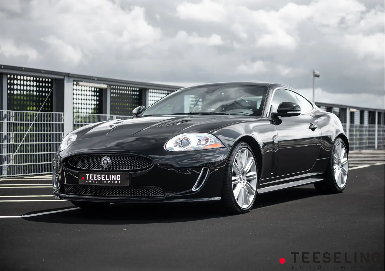 Jaguar XKR 5.0 V8 S/C Coupé | Bowers & Wilkins Siyah - 1