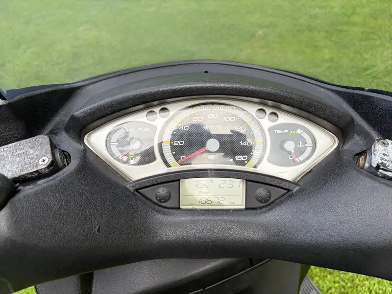 Yamaha XMAX 125 - foto 6