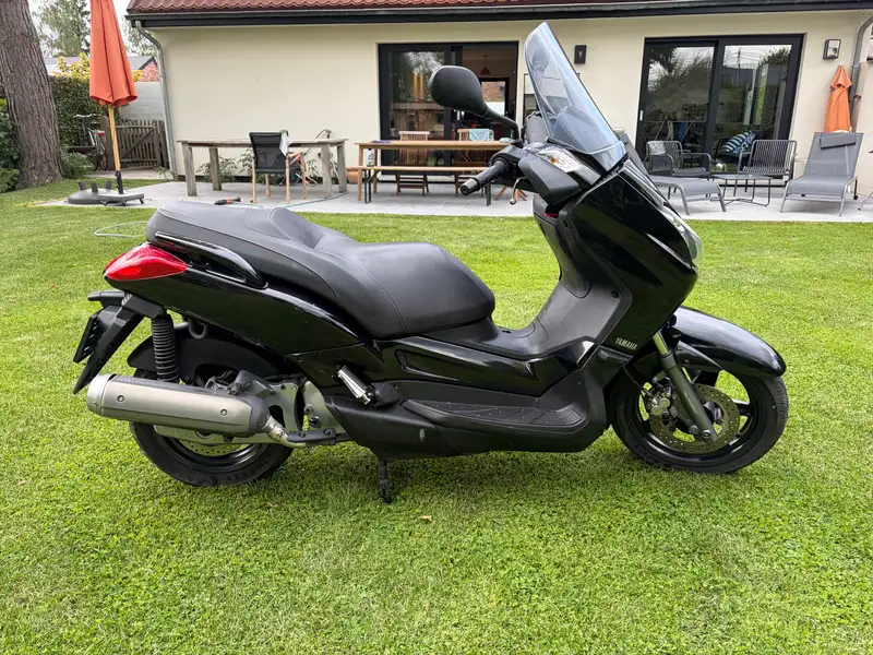 Yamaha XMAX 125 - foto 3