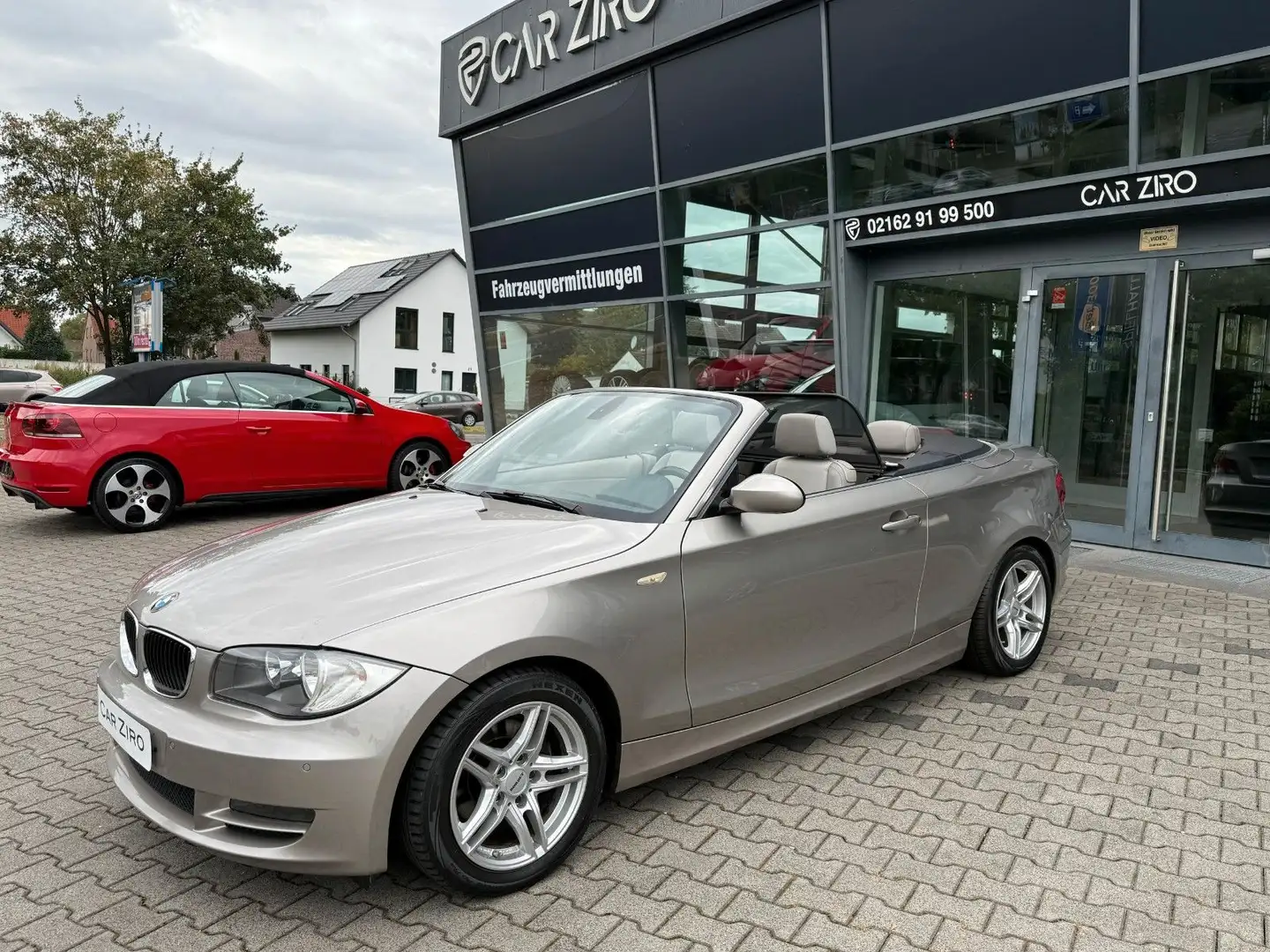BMW 118 Baureihe 1 Cabrio 118i Beige - 2