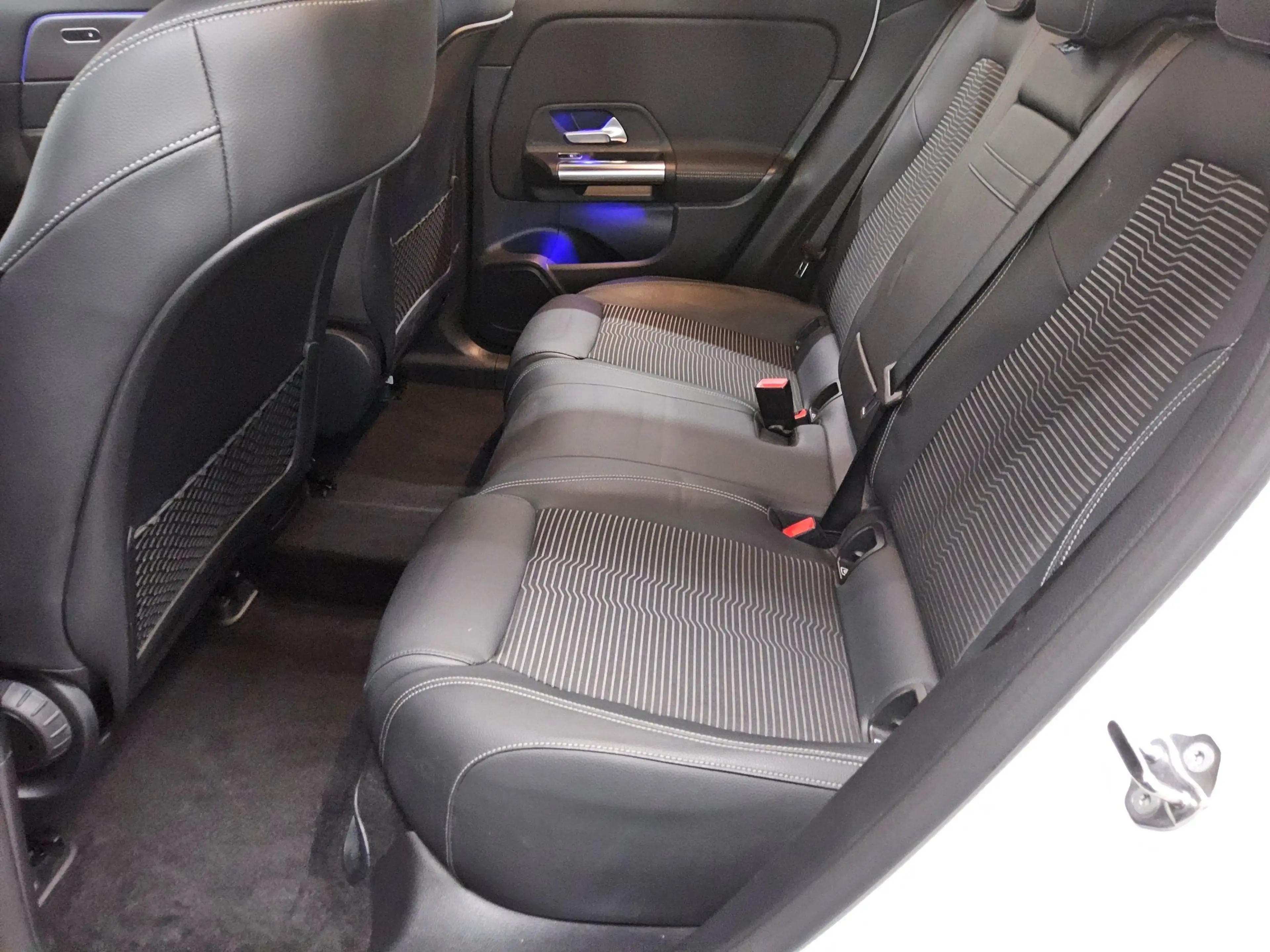 Mercedes-Benz EQA 250 T-Leder Navi LED RFK — photo 13