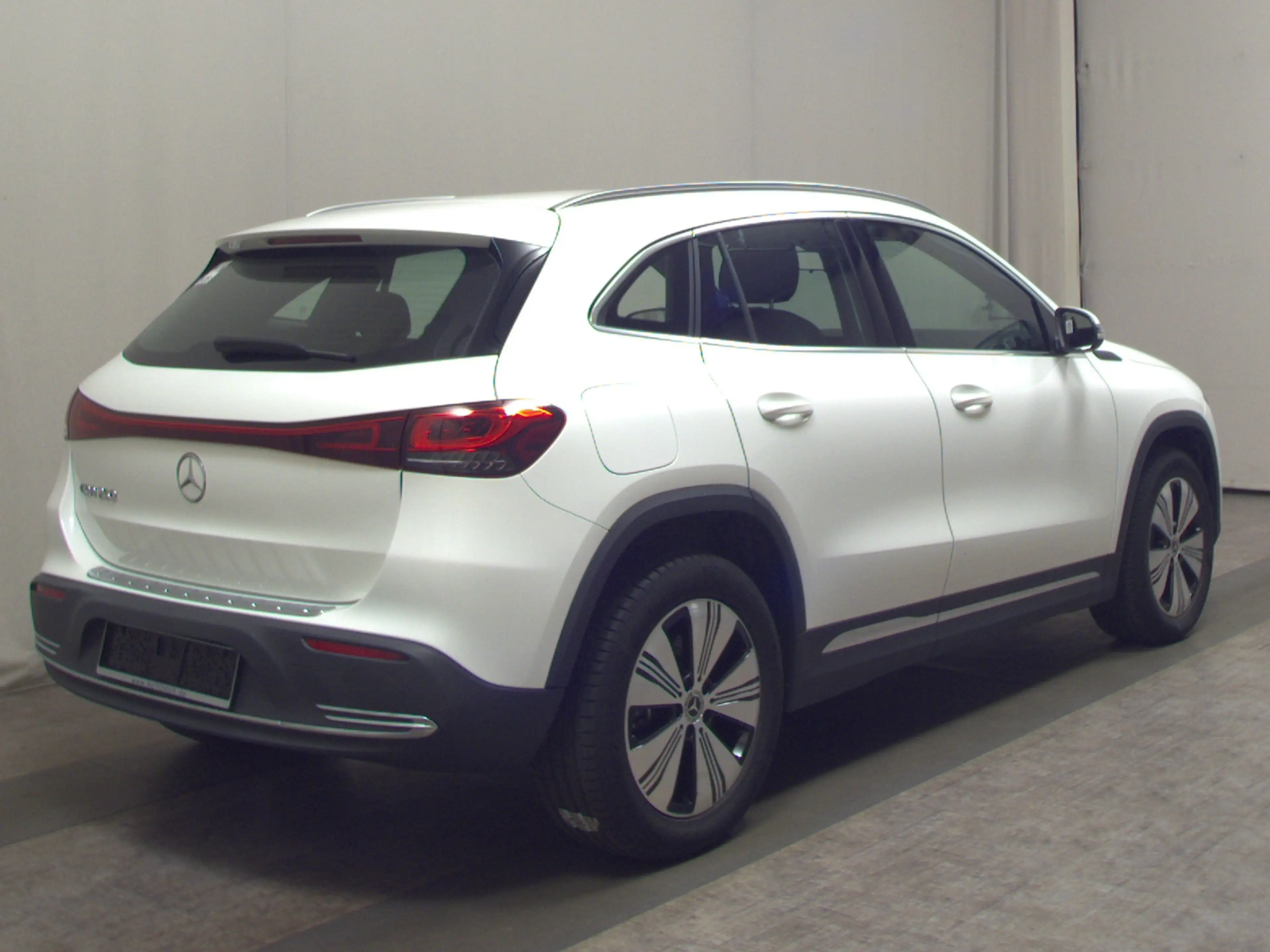 Mercedes-Benz EQA 250 T-Leder Navi LED RFK — photo 4