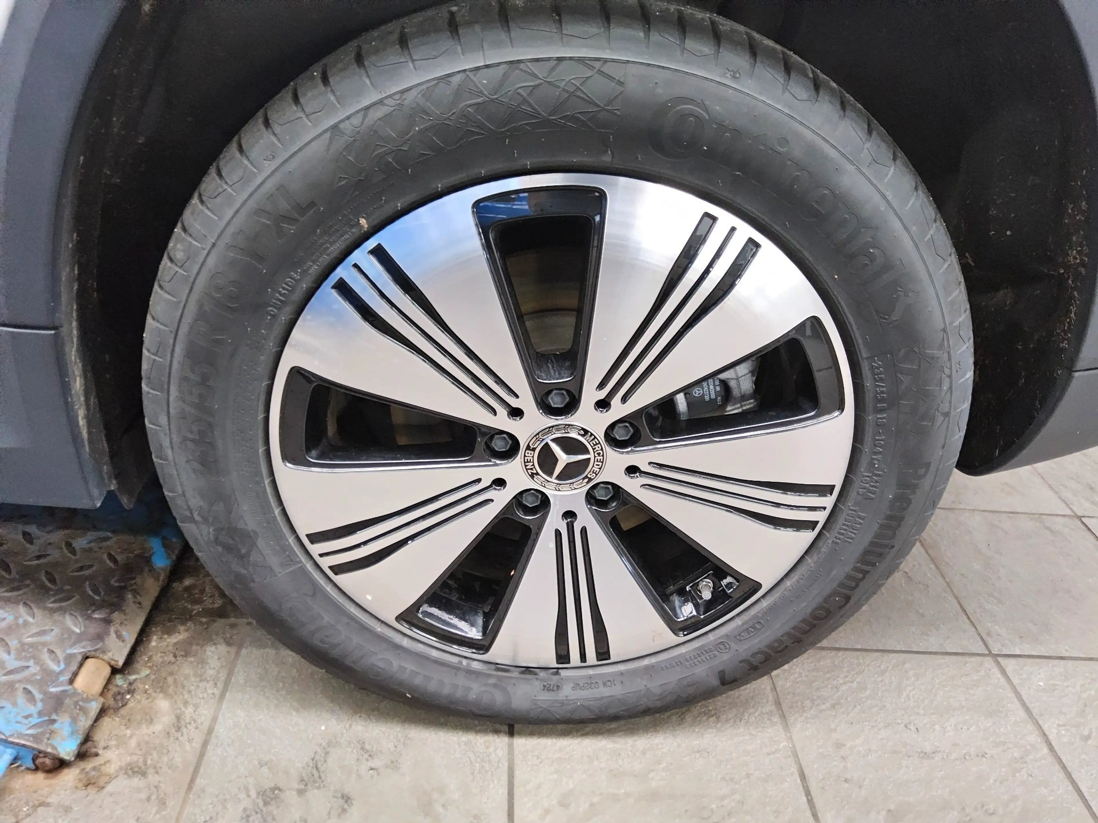 Mercedes-Benz EQA 250 T-Leder Navi LED RFK — photo 11