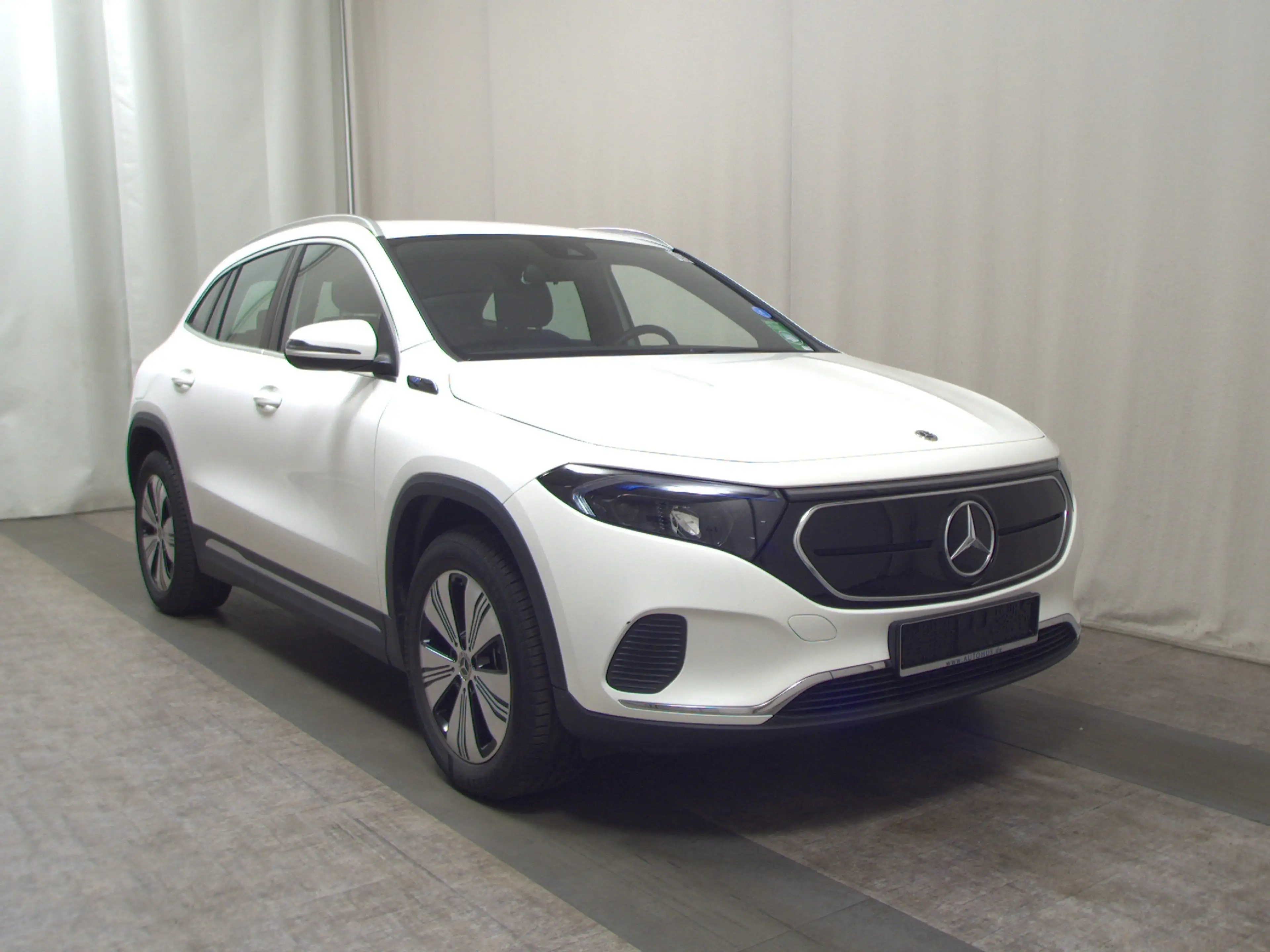 Mercedes-Benz EQA 250 T-Leder Navi LED RFK — photo 3