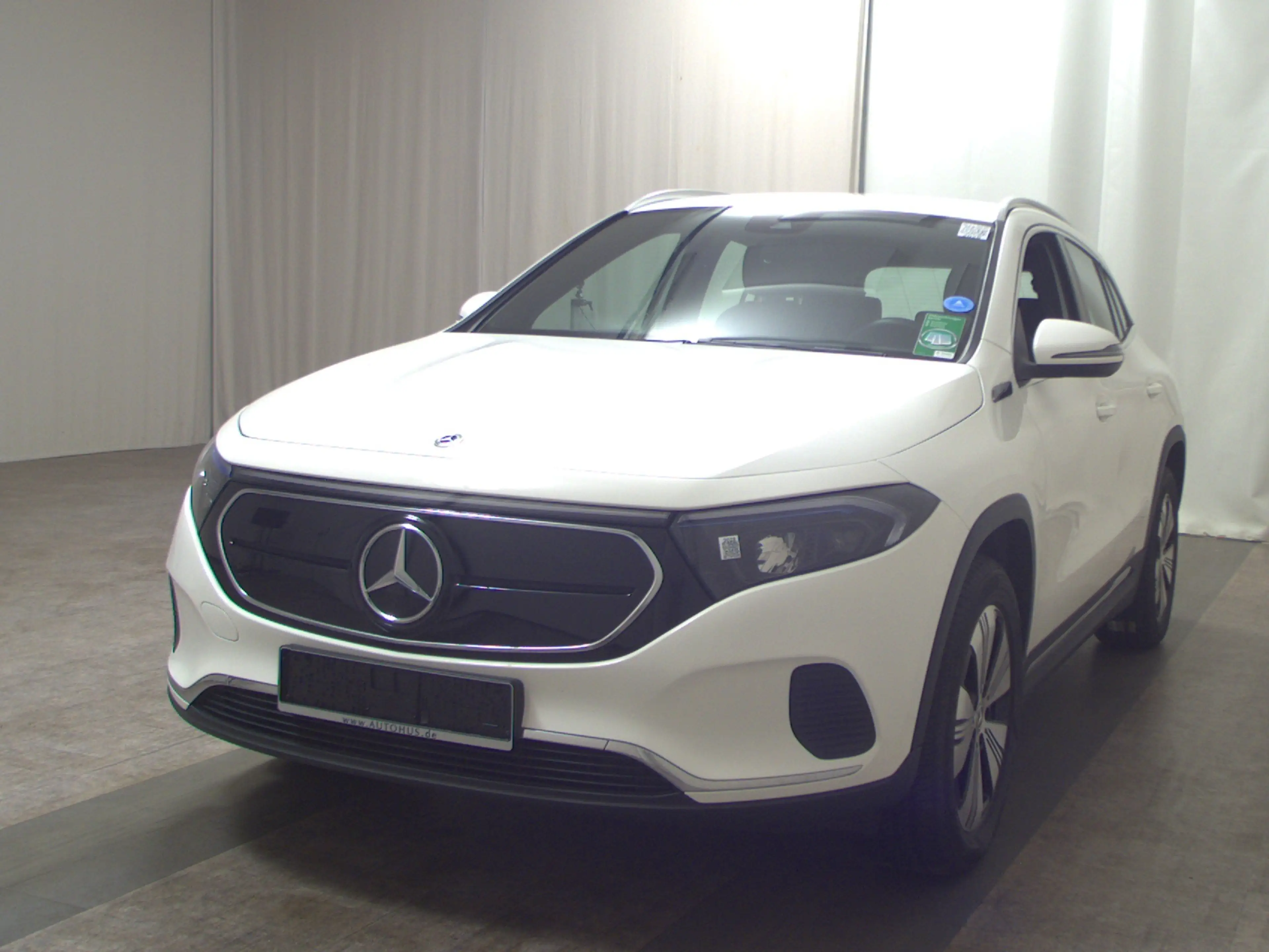 Mercedes-Benz EQA 250 T-Leder Navi LED RFK — photo 2