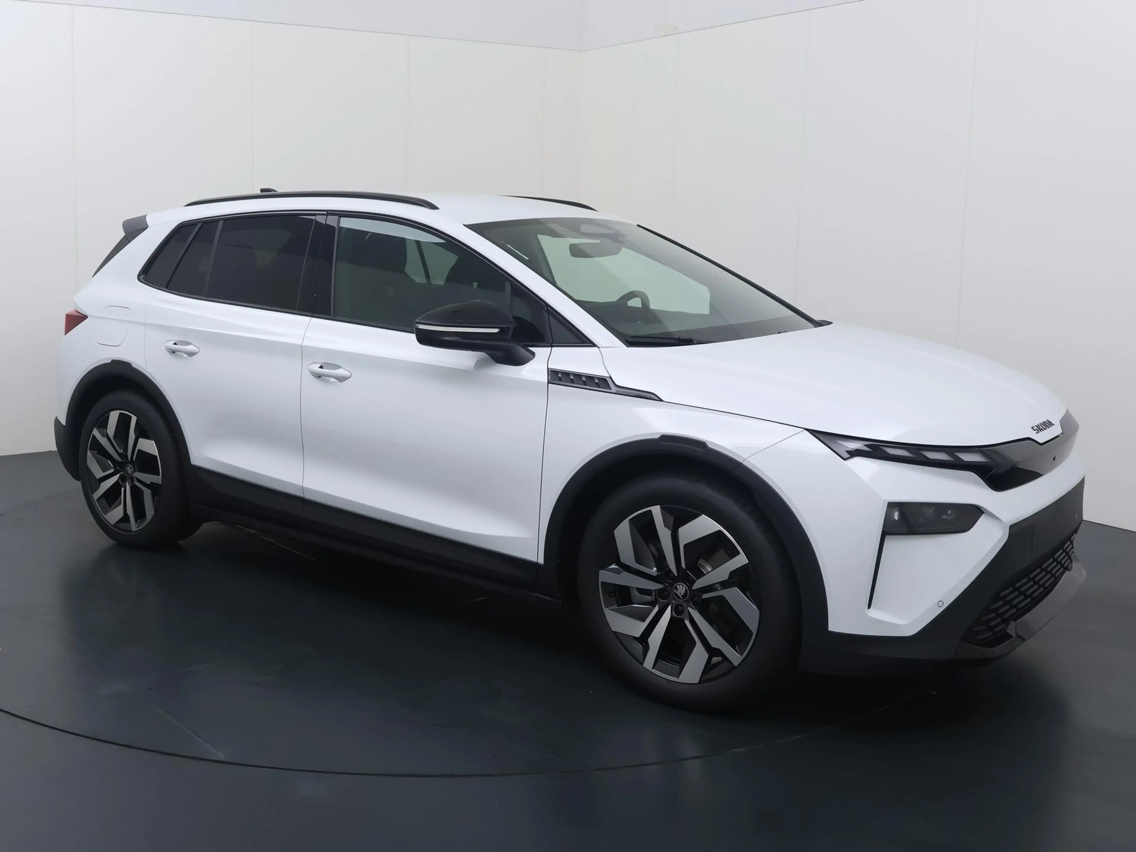 Skoda Elroq 85 Sportline 286 PK | Trekhaak | Business Upgrade — photo 3