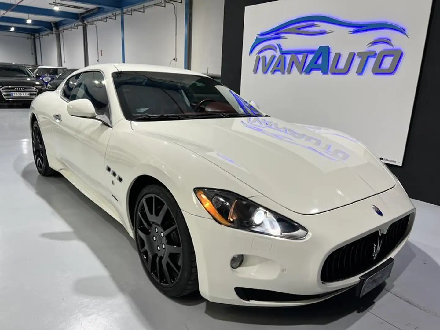 Maserati GranTurismo S Aut. Blanco - 1
