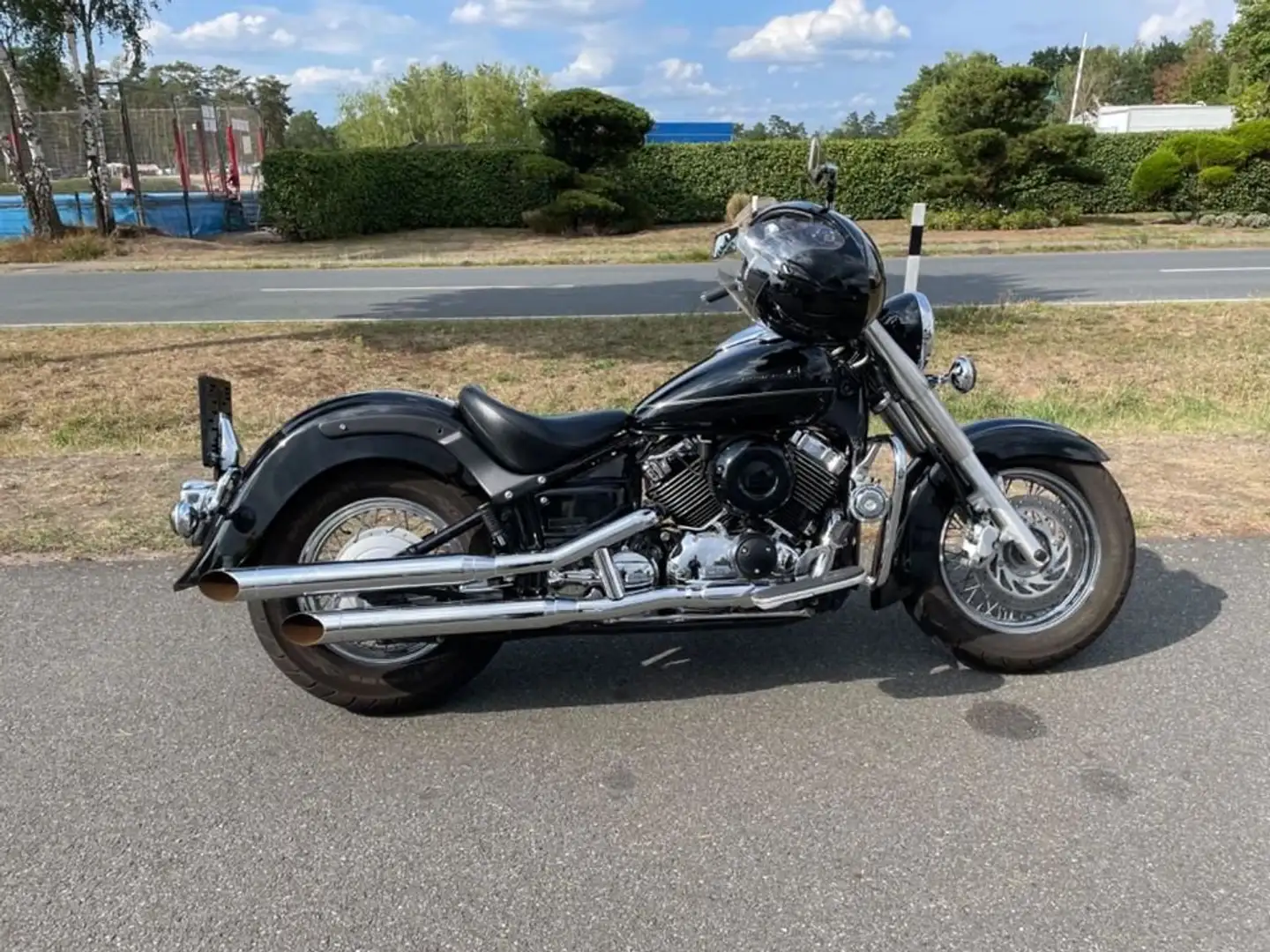 Yamaha XVS 650 Classic* schwarz-matt* 2003* 9700 km* wie neu* Negro - 1
