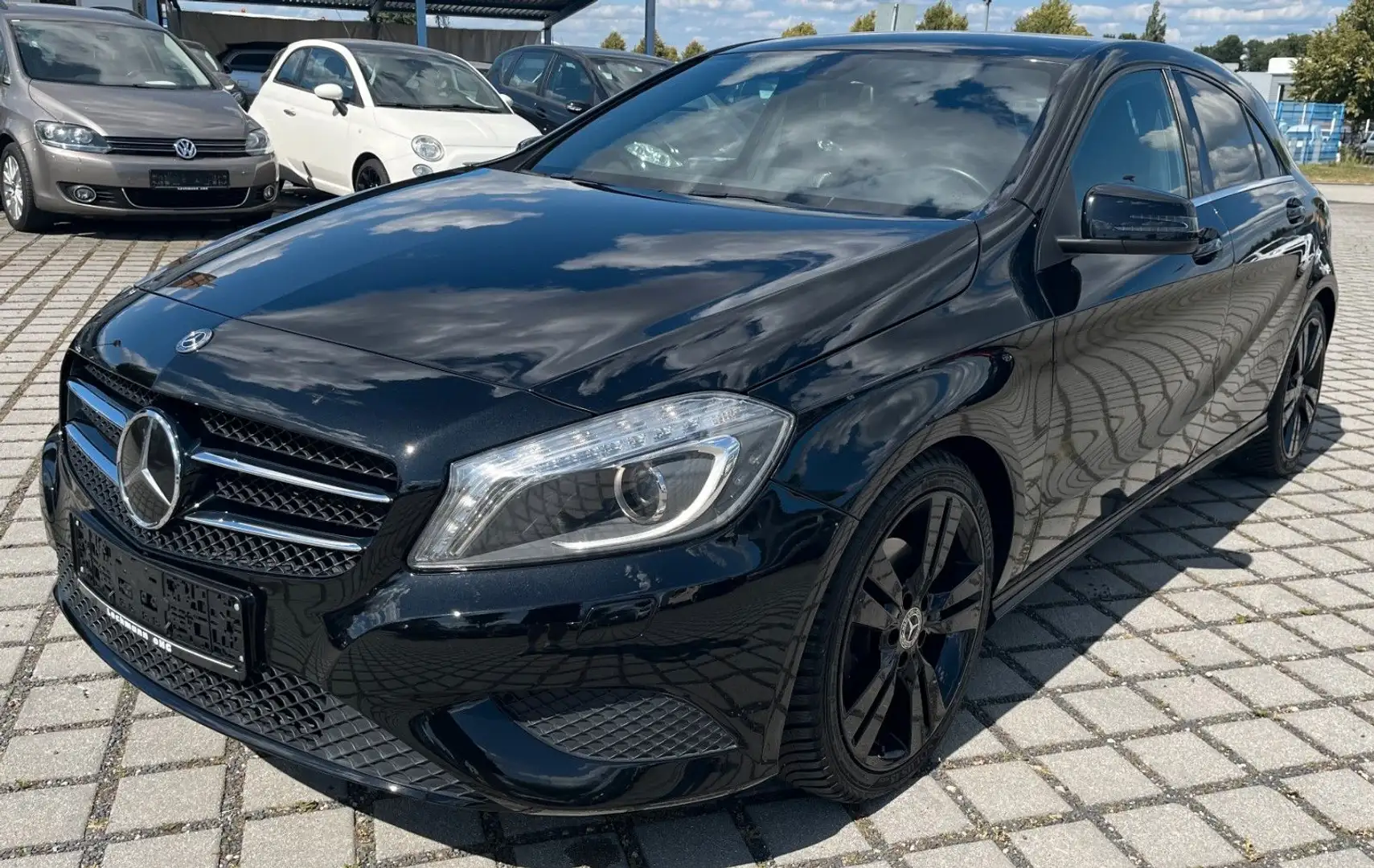 Mercedes-Benz A 200 Lim.  Bi-Xenon|H&K|SHZ|Temp. Nero - 1