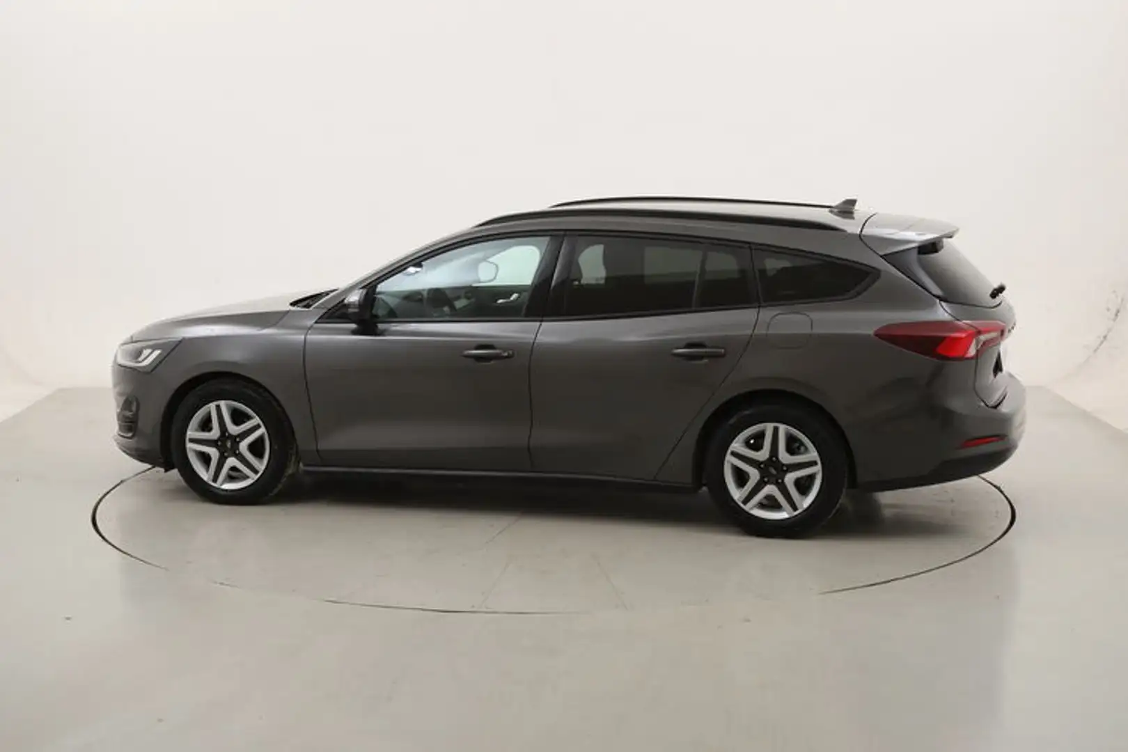 Ford Focus SW Business aut 1.5 Diesel 120CV Gris - 2